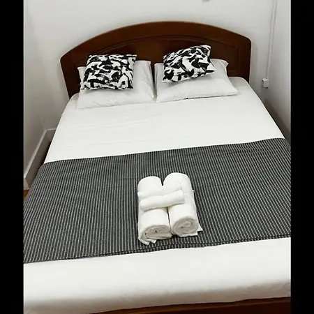 Apartamento Conde Do Redondo Lisbon Exterior photo