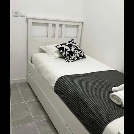 Apartamento Conde Do Redondo Lisbon Exterior photo